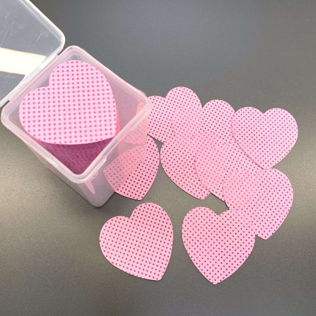 Enhance Your Beauty Routine with Heart-Shaped Lint-Free Wipes
