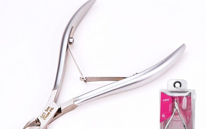 Salon Workflow: Stainless Steel Cuticle Nippers Guide